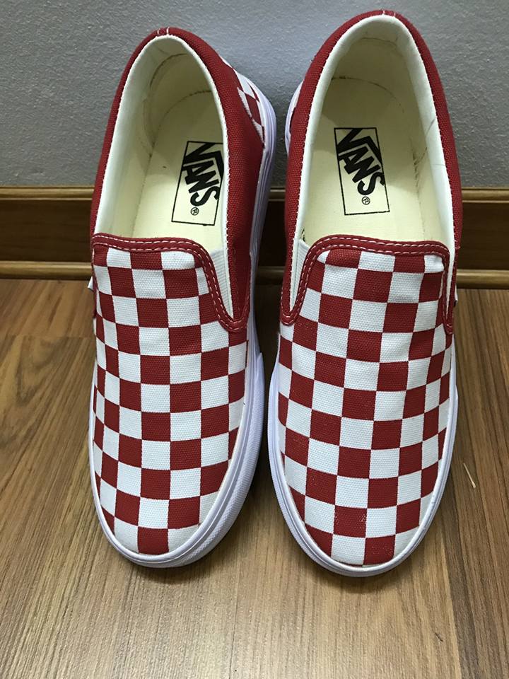 vans slip on checkerboard do doc dao thu hut gioi mo dieu.4