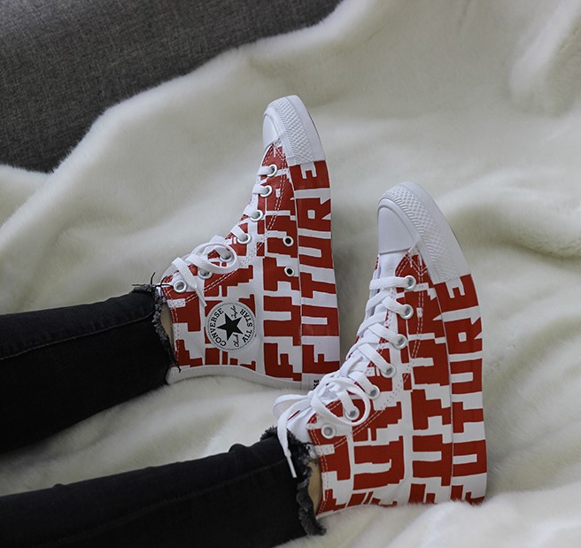 su doc dao cua giay converse in hinh thu hut gioi tre.5