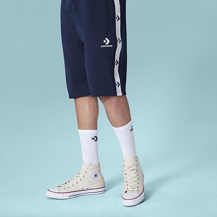 tre trung cung giay converse classic kem.1