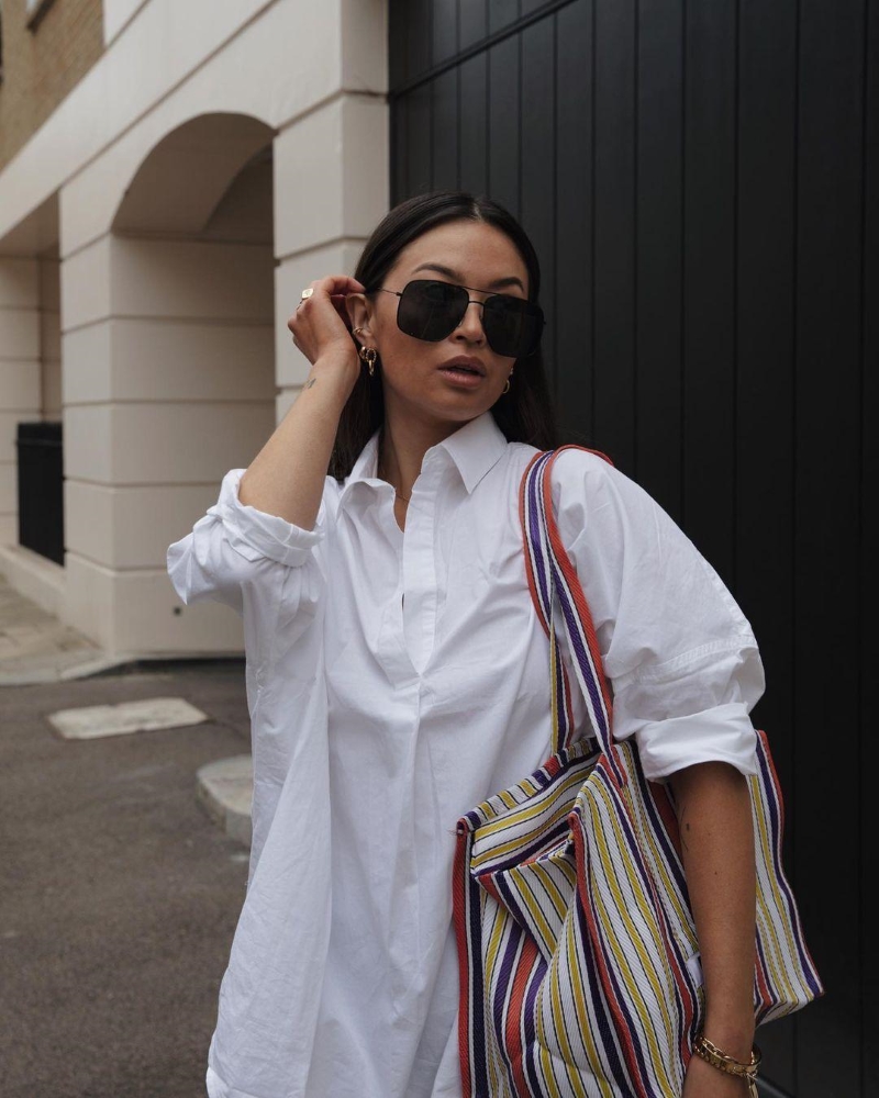 diem danh nhung chiec ao la must have item trong tu do cua moi co nang cong so.2