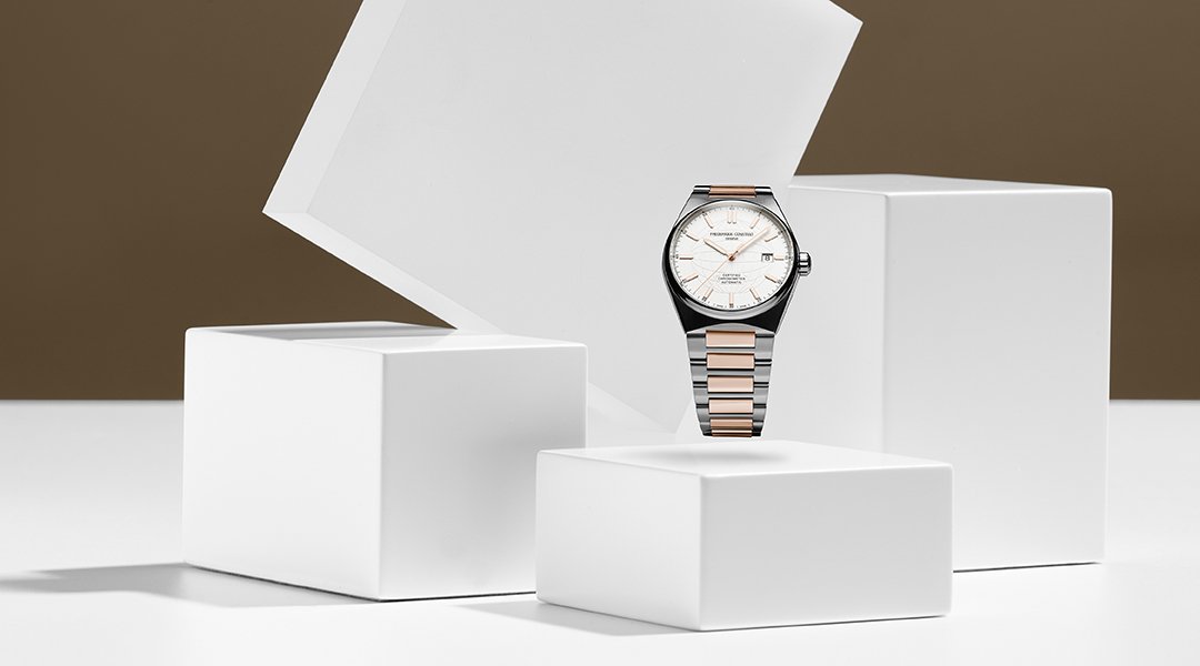 bo suu tap dong ho highlife voi co may thoi gian hoan hao.9