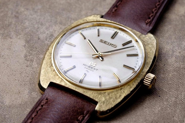 nhung luu y can nam ro truoc khi mua dong ho vintage.2