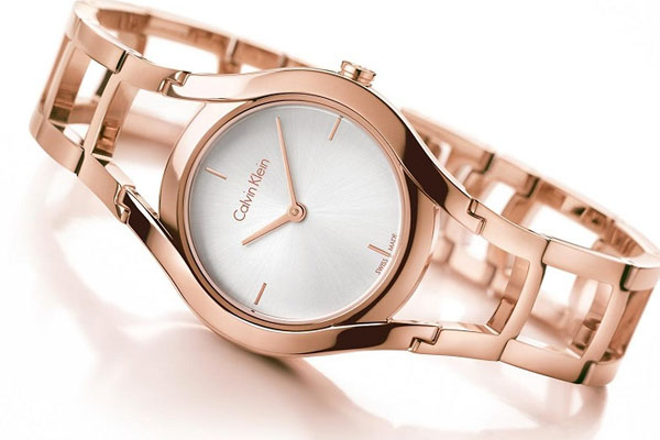 nhung thuong hieu dong ho thuy si gia re ban khong nen bo qua.4