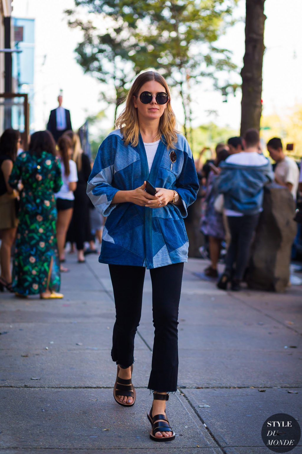 goi y nhung mau sandal se len ngoi trong mua he 2023.4