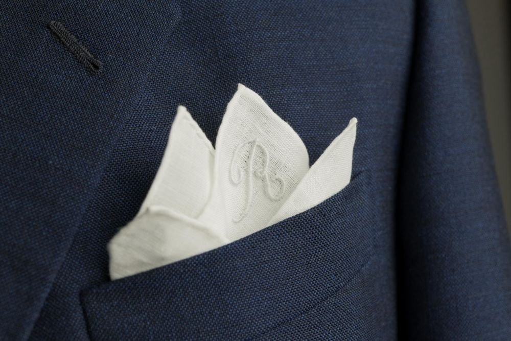 nhung kieu pocket square can co cua moi quy ong.1