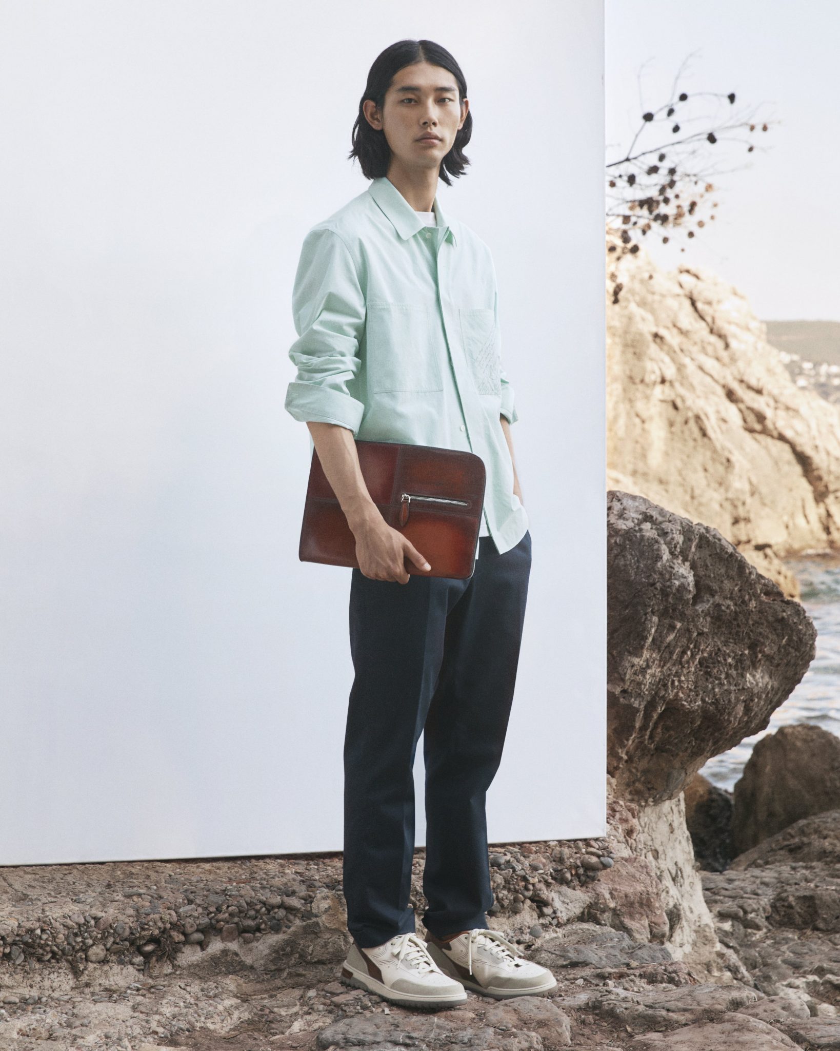 su tuoi sang bst xuan he 2023 cua nha mot berluti.3