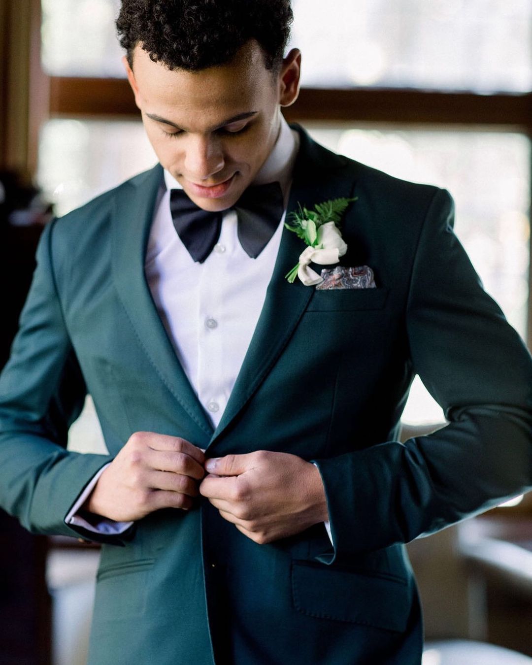 cac tone mau cuc hop cho chu re lich lam ngay trong dai.4