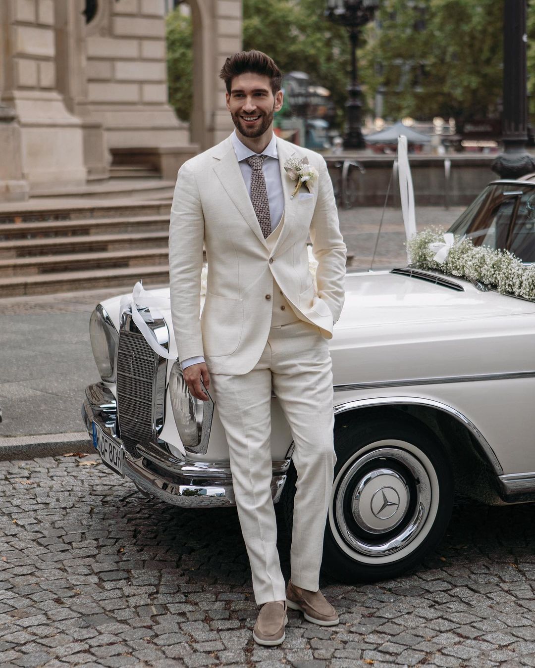 cac tone mau cuc hop cho chu re lich lam ngay trong dai.3