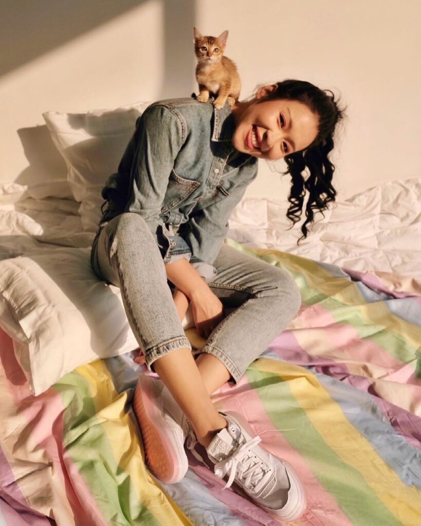 tuyen ngon cua ban than the hien qua doi giay the thao ma ban so huu.8