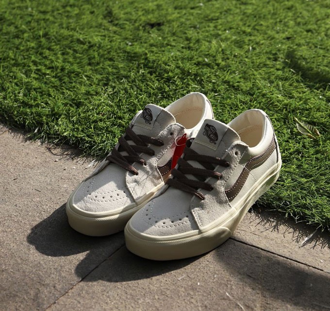 vans all white phien ban basic thanh lich nhung day cuon hut.5 1