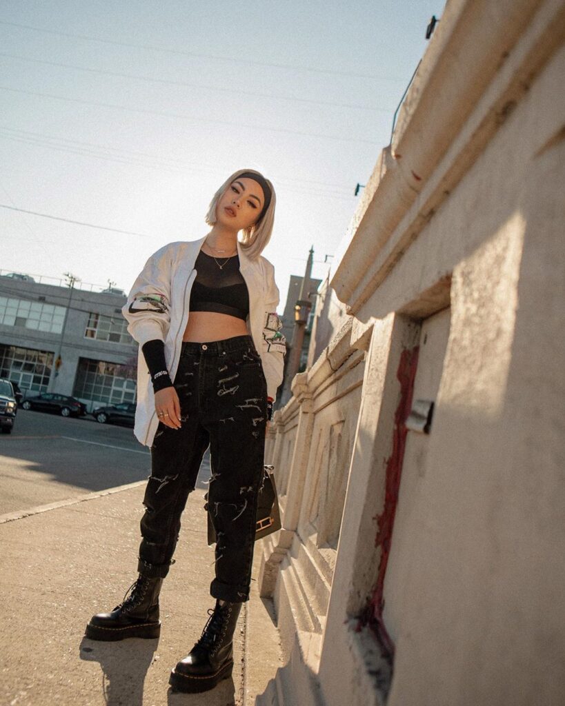 phong cach phoi do theo xu huong athleisure day thu hut.3