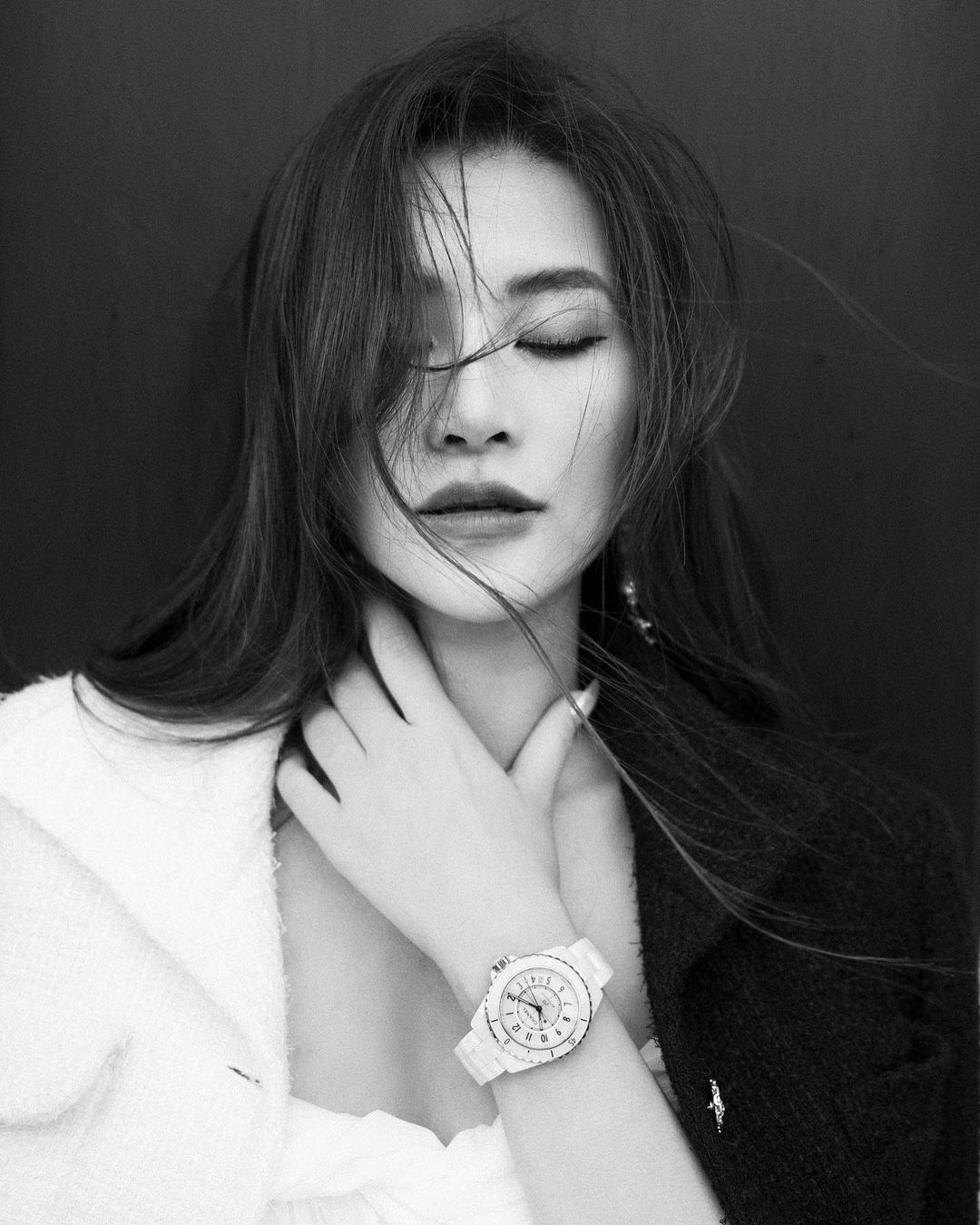 bst dong ho gia tri cua ca si dong nhi.3