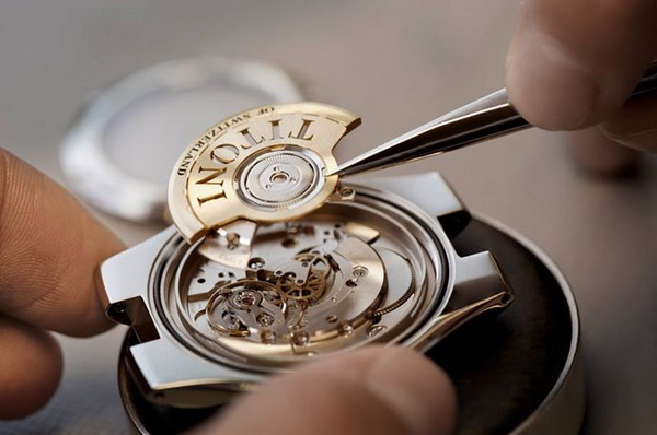 tim hieu chi tiet ve dong ho co va nguyen ly hoat dong cua dong ho co.6