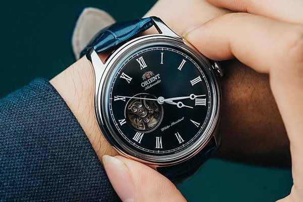 tim hieu chi tiet ve dong ho co va nguyen ly hoat dong cua dong ho co.3