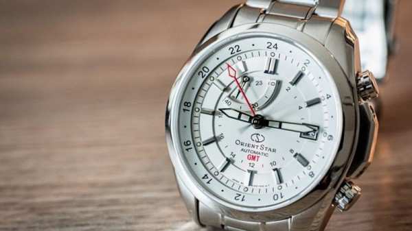 tim hieu ve dong ho gio gmt va nhung loai dong ho gmt.1