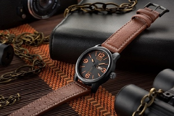 dong ho eco drive co tot khong.3