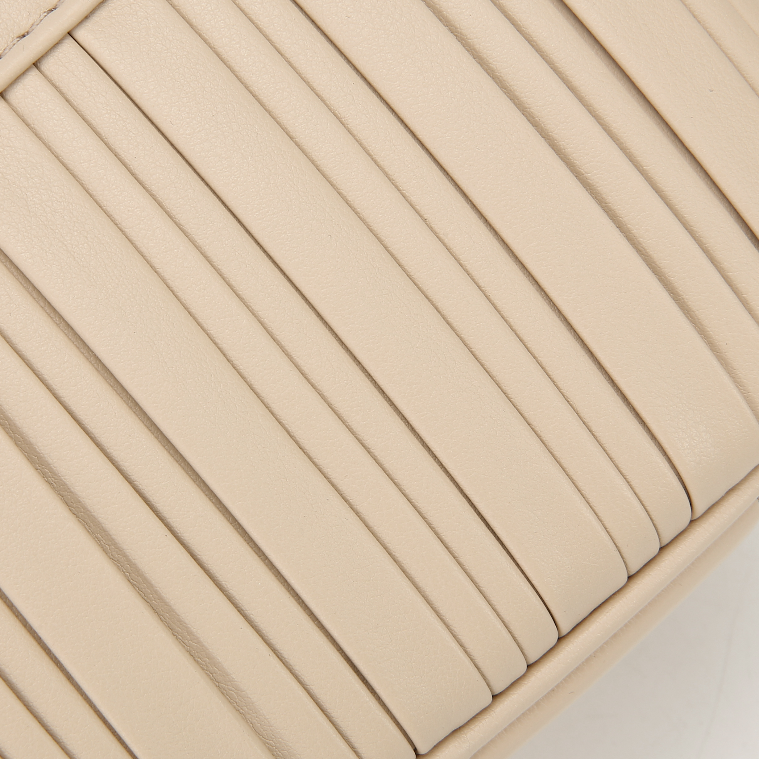 tui xach nu cao cap da that elly et154 16 1