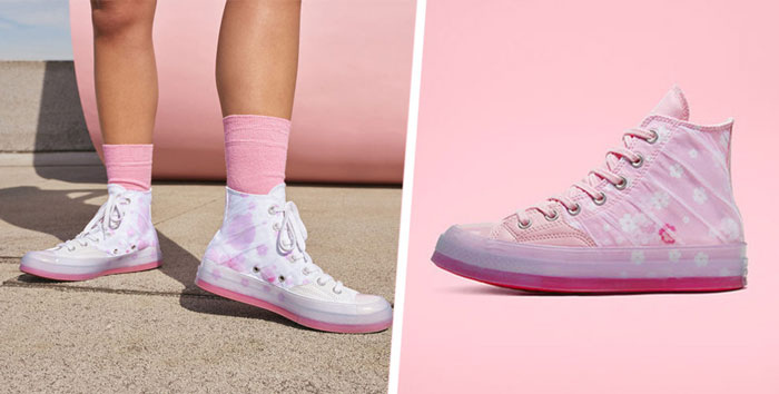 mach ban cach di giay converse khong bi dau chan.2