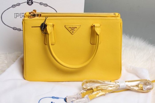 tai sao nen mua tui xach nu hang hieu giam gia.4