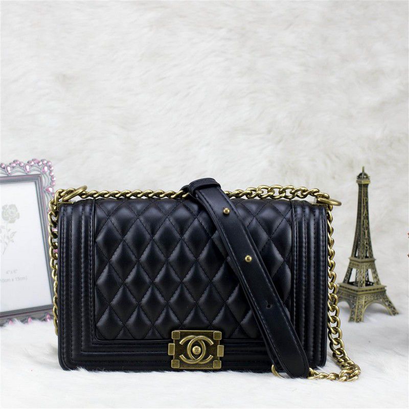 thuong hieu thoi trang chanel co the ban chua biet.6