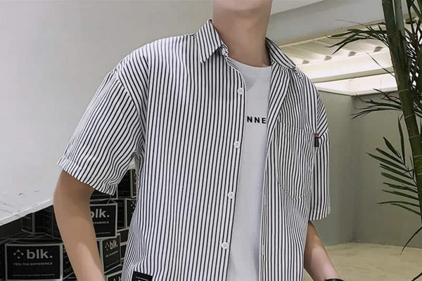 mot so cach ket hop ao so mi va ao thun nam.3