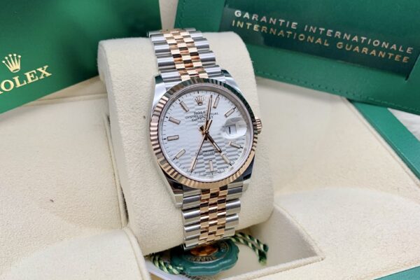 tim hieu ve nhung diem dac biet chi co dong ho rolex.3