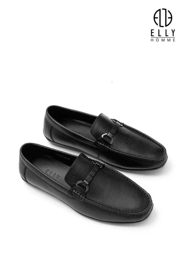 ban nam nen mua nhung doi giay nao.1