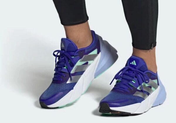 tim hieu 1 so mau giay adidas nam moi nhat hien nay.5