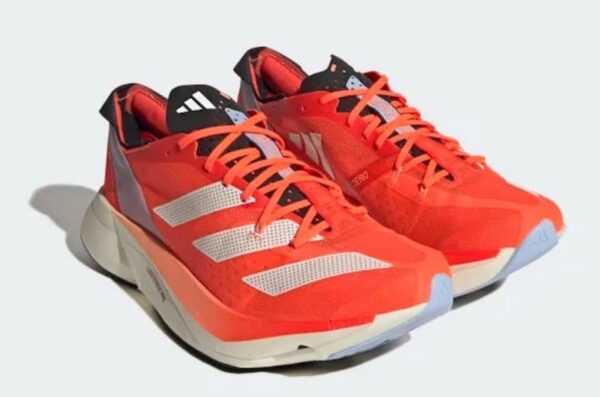 tim hieu 1 so mau giay adidas nam moi nhat hien nay.4