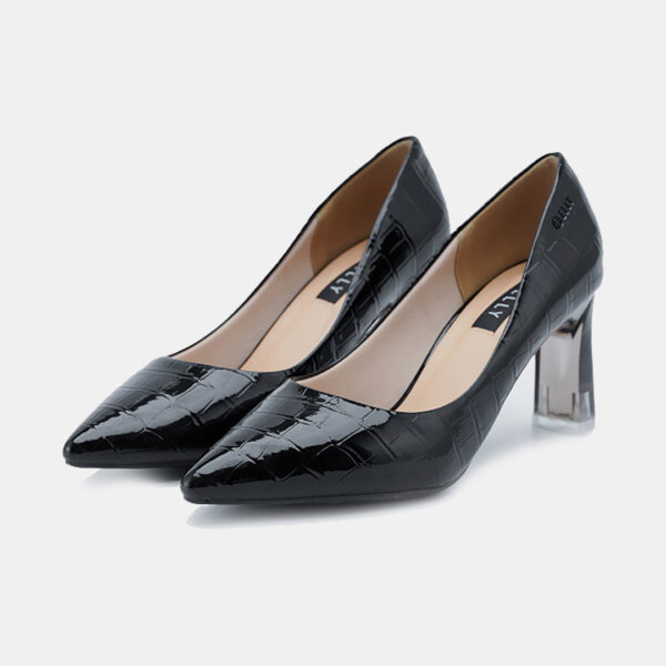 giai dap thac mac mac ao dai nen di giay gi de ton dang.1