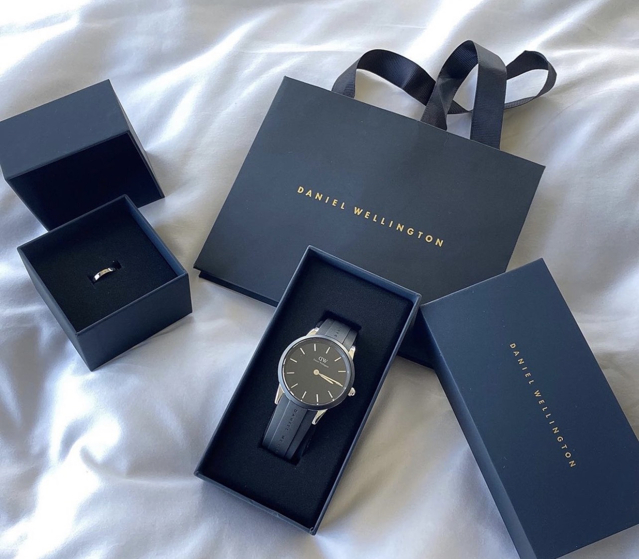 qua tang thoi trang anh 2