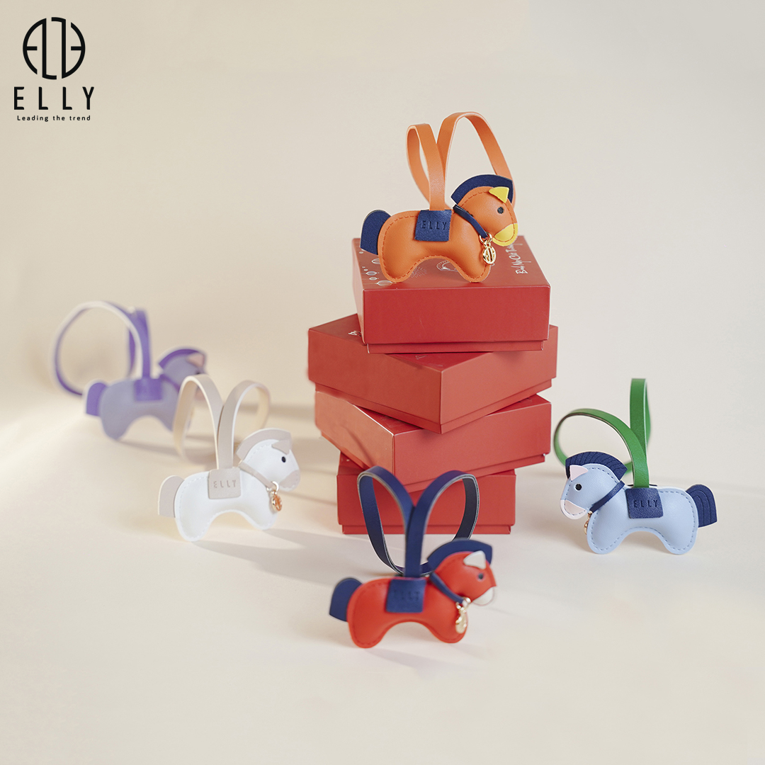 Charm ngua cat tuong ELLY 1 4