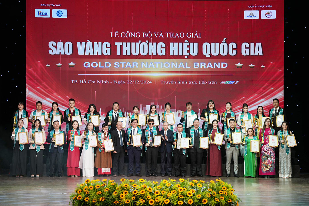 1080x720 Top 10 San pham Dich vu Chat luong Quoc gia 2024 1 1