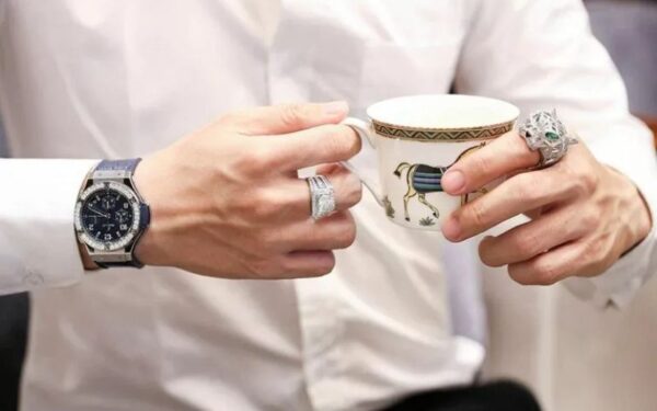 y nghia cac ngon tay deo nhan cho nam chinh xac nhat 202211072226327968